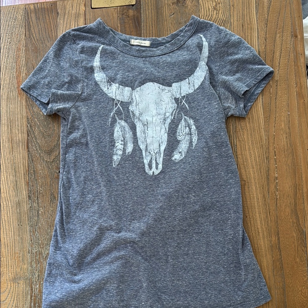 12 Pm By Mon Ami Gray Heathered Tee with Southwestern Skull Design